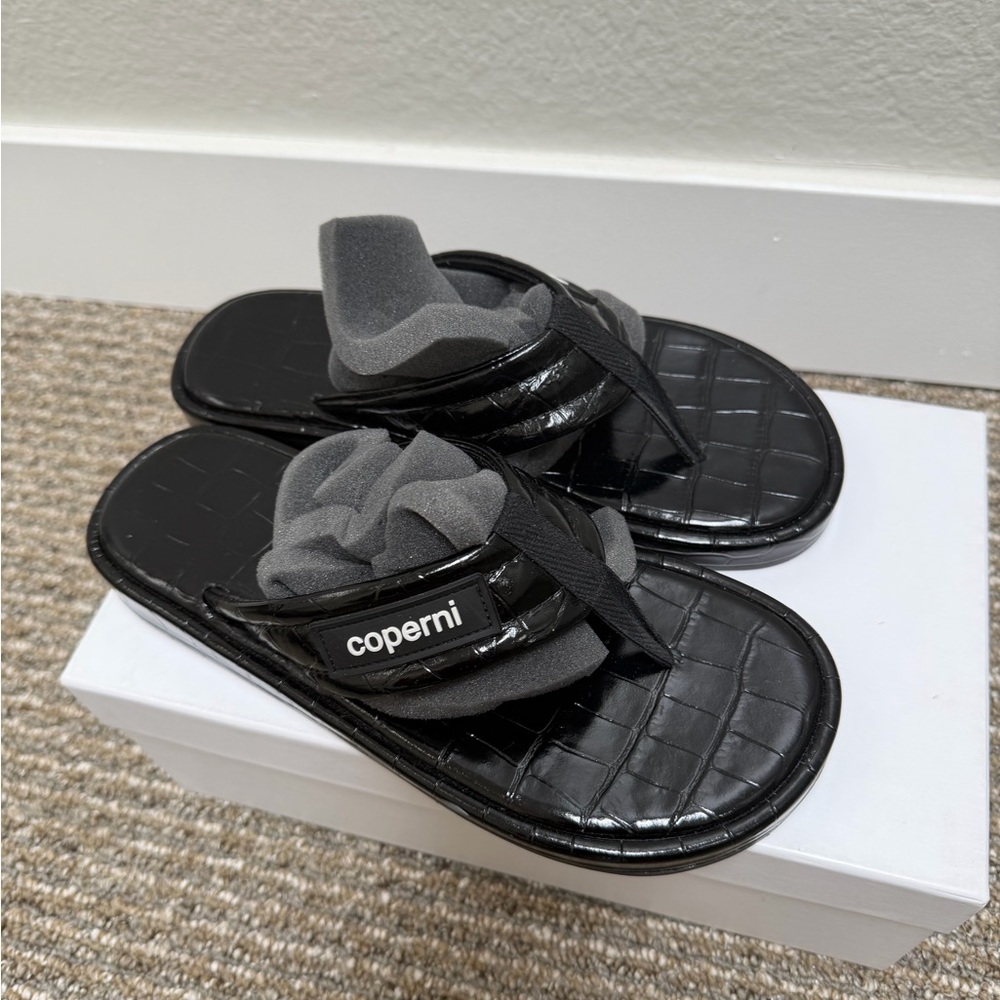Coperni Black flip flops Sandals